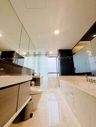 SilverSea (D15), Condominium #483618861